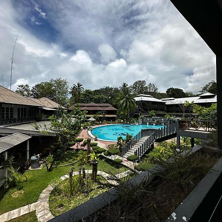 Beach Resort - Arwana Perhentian Besar Kampung Kuala Besut Luaran gambar