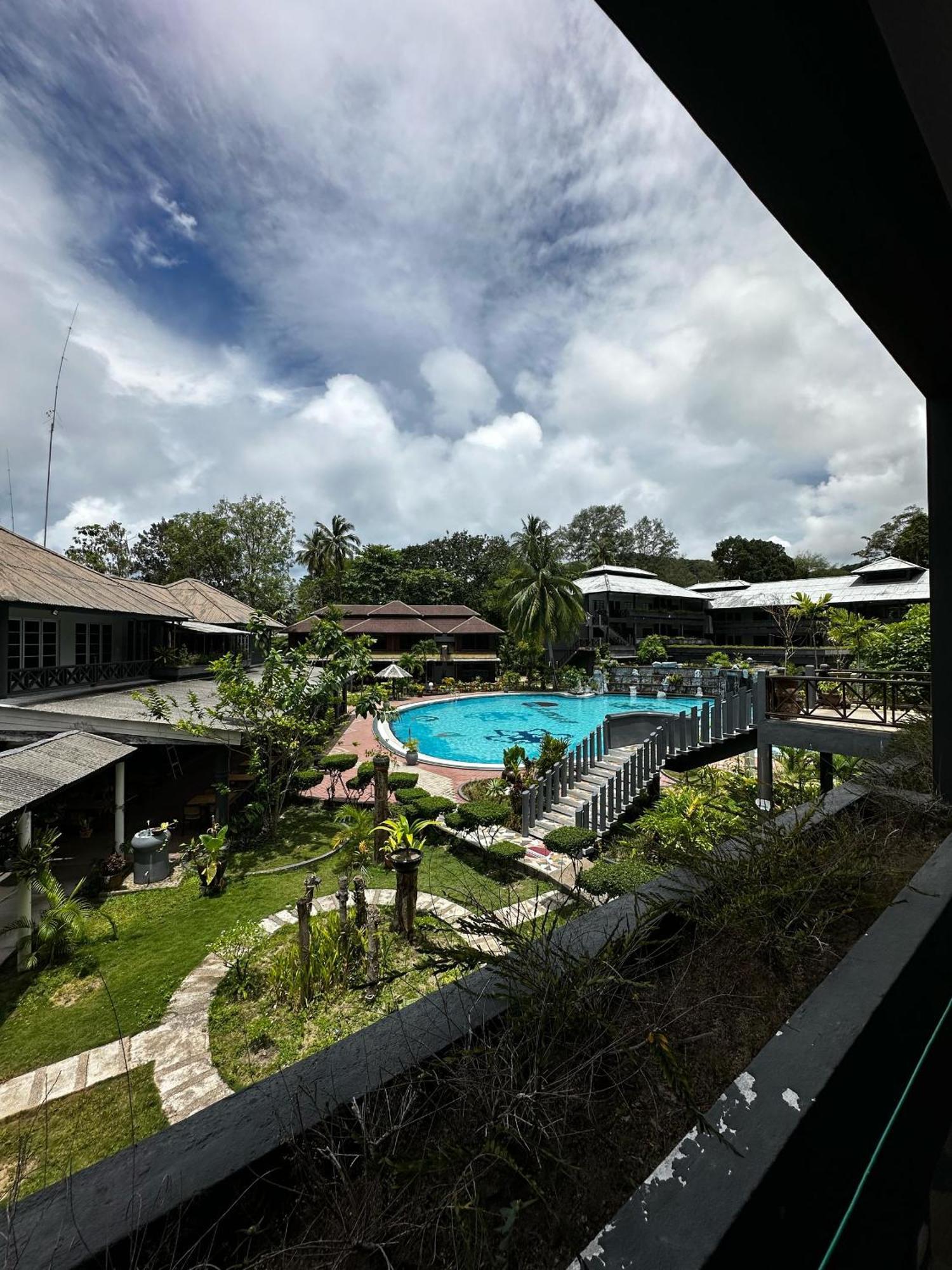 Beach Resort - Arwana Perhentian Besar Kampung Kuala Besut Luaran gambar
