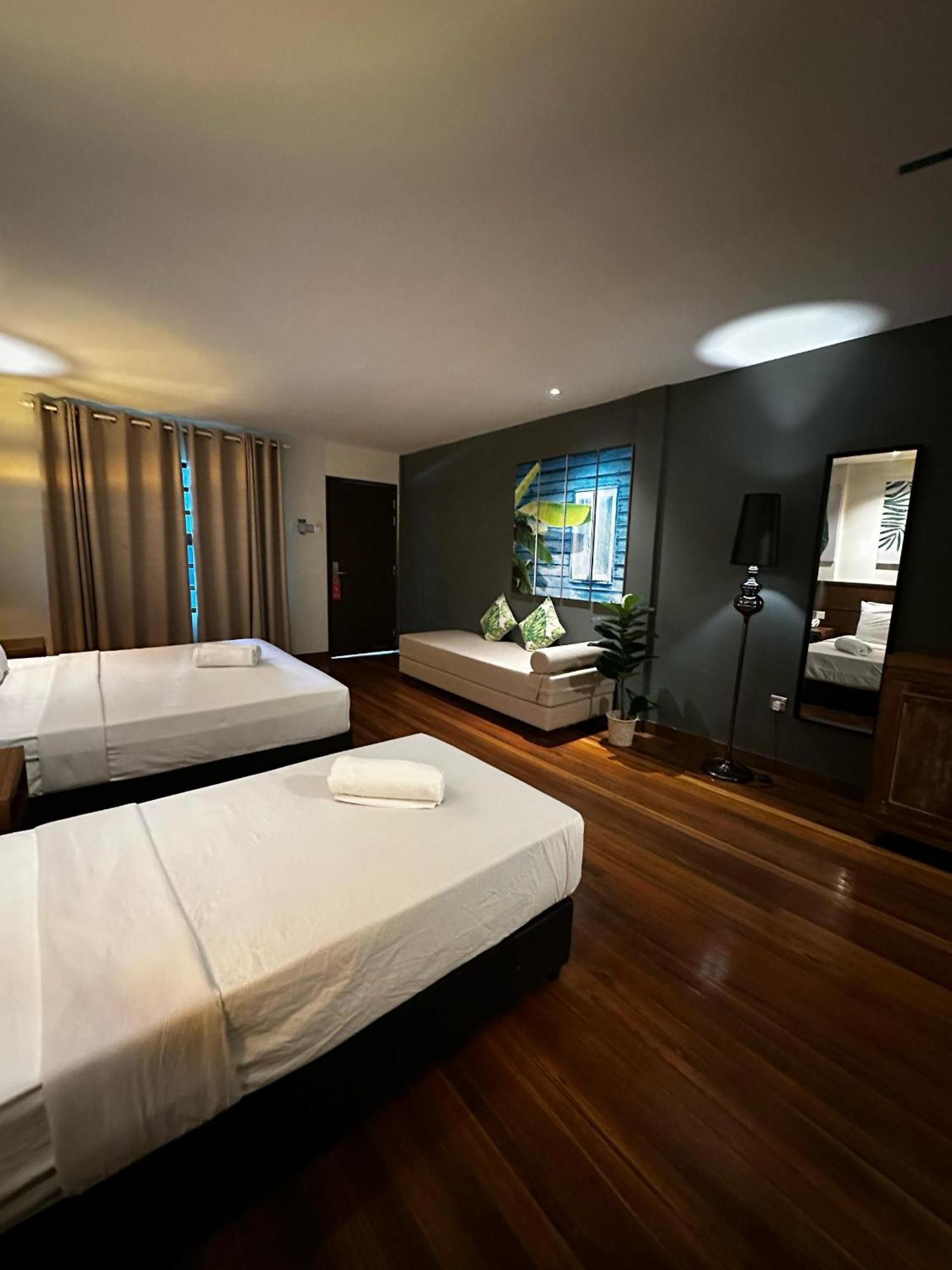 Beach Resort - Arwana Perhentian Besar Kampung Kuala Besut Luaran gambar