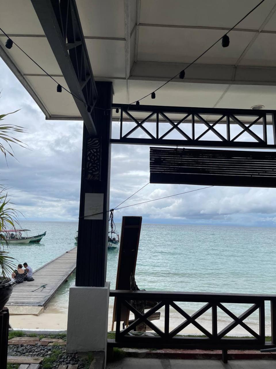 Beach Resort - Arwana Perhentian Besar Kampung Kuala Besut Luaran gambar