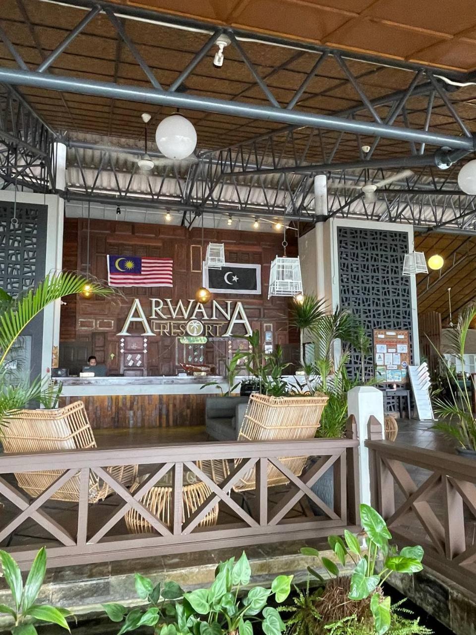 Beach Resort - Arwana Perhentian Besar Kampung Kuala Besut Luaran gambar